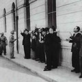 Foto scattata dai tedeschi pochi attimi prima della fucilazione. Tratto dal sito del sindacato S.U.L.P.M.