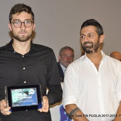 Gran Galà FIN Puglia premiato Michele Sassi da Ruggiero Messina