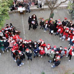 Canosa: La Scuola “Bovio inCANTA”