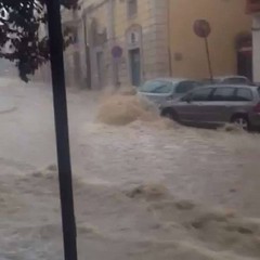 Bomba d'acqua su Canosa