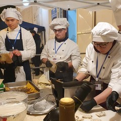 Buona la prima! Sfogliatelle per tutti!