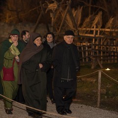 2019 Mons.Lugi  Mansi in visita al Presepe Vivente Canosa