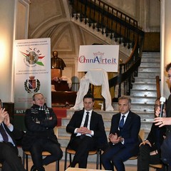 Presentazione logo OmniaArte.it