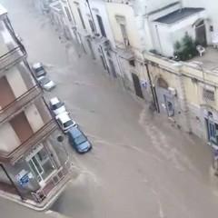 Bomba d'acqua su Canosa