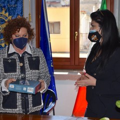 Il Rotary Canosa consegna 13 tablet alla “Bovio-Mazzini”