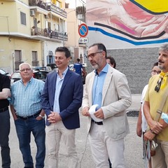 Canosa Autorità all'inaugurazione  "Con-Tatto" street art Piskv