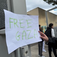 Canosa: Gli studenti si mobilitano per la pace