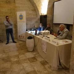 Presentazione di  "Archeo e Grano Arso- Storia e Sapori di Canosa"