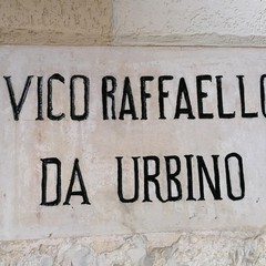 Canosa restauro : Vico Raffaello da Urbino