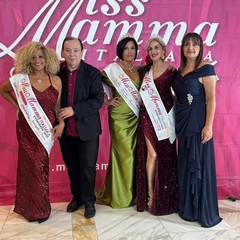 Carmen Lombardi  è “Miss Mamma Italiana Evergreen 2025”