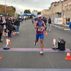 Giovanni Rizzi vince la Mezza Maratona Città di Monopoli