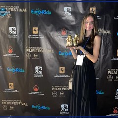 Sofia D'Elia premiata al Festival "Io Non Ti Conosco" 2022