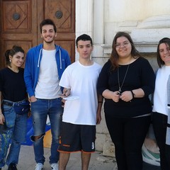 Studenti dell’I.I.S.S. “N.Garrone”  e del Liceo “Enrico Fermi” di Canosa