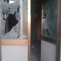 Vandalizzata la stazione ferroviaria di Canosa di Puglia
