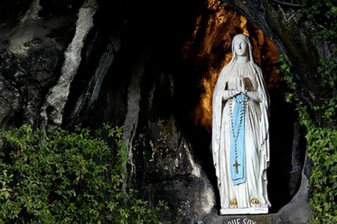 Beata Vergine Maria di Lourdes