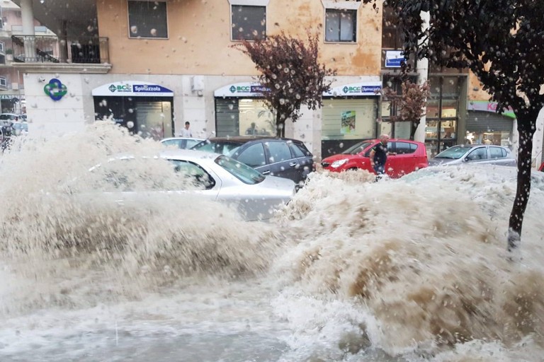 Canosa Bomba d'acqua