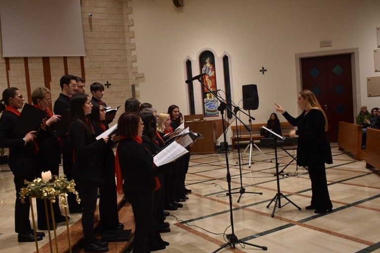 Coro Calliope  e il Coro dei Pueri Cantores