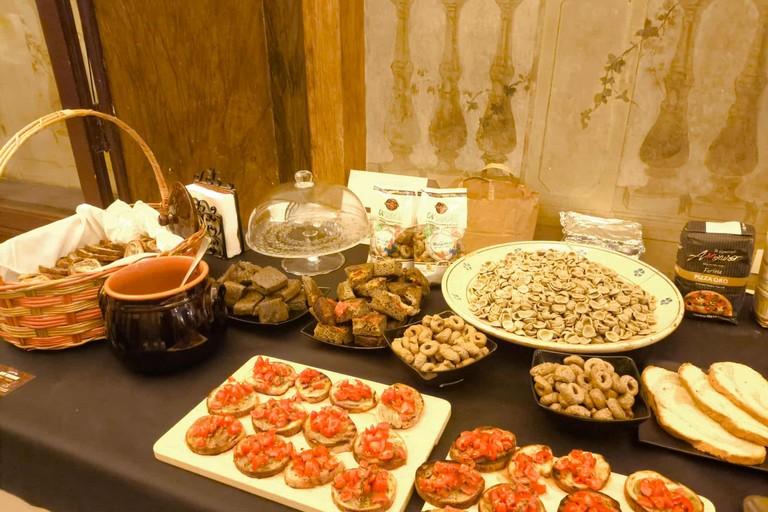Archeo e Grano Arso- Storia e Sapori di Canosa