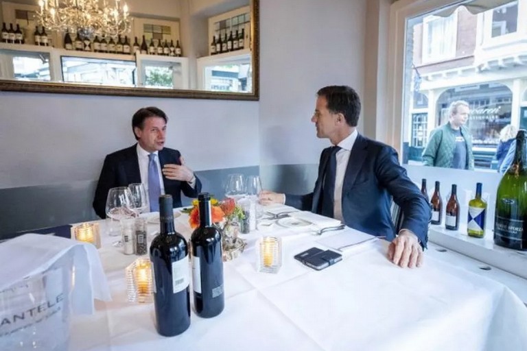 2020 Conte e Rutte a tavola