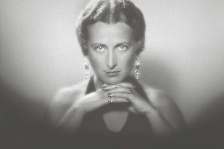 LA MODA NELL’ITALIA FASCISTA. Non solo nero
