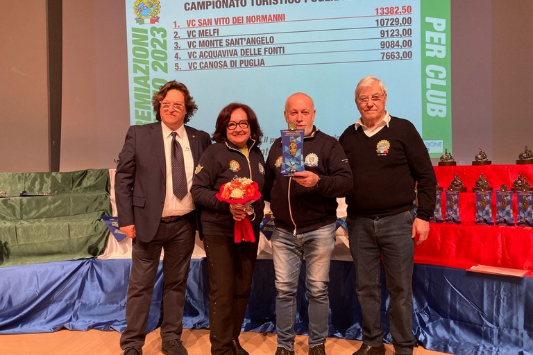 Premiato il Vespa Club Canosa a Pontedera