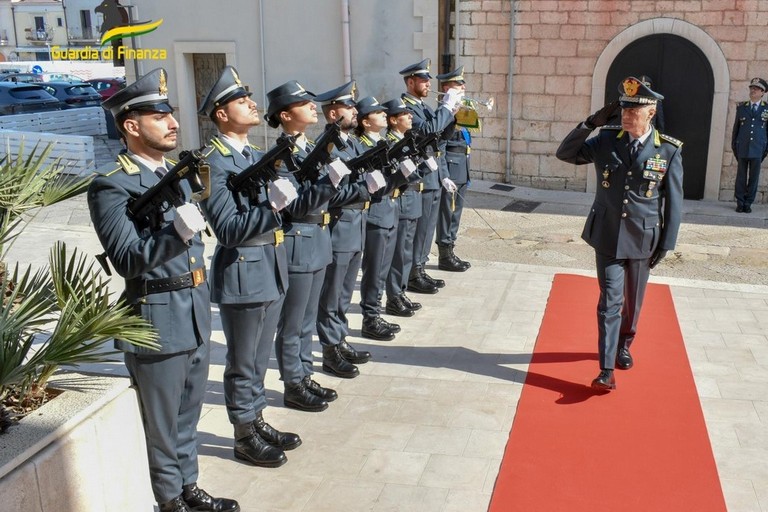 Il Generale di Corpo D'Armata Vito Augelli in visita a Barletta