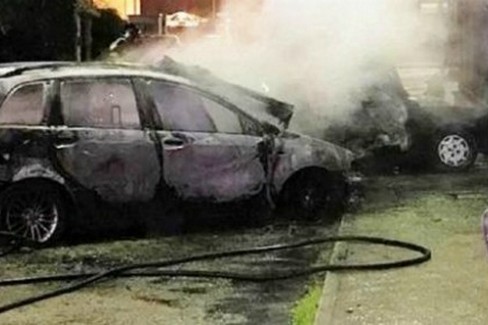 Incendio auto Puttilli