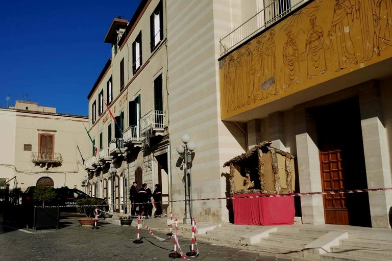 Canosa: rientrato l’allarme ordigno a Palazzo di Città