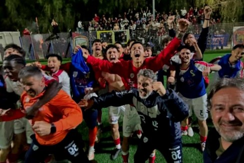 Canosa Ccalcio -Mola