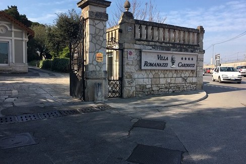 Bari   Villa Romanazzi Carducci