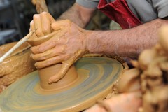 Canosa: cerimonia di premiazione del corso di ceramica antica