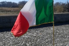 Sul Ponte romano sventola il Tricolore