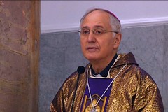 Mons. Luigi Mansi, membro della Commissione Episcopale per il Clero e la vita consacrata.