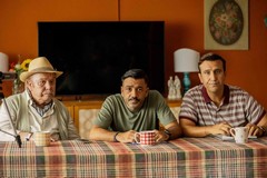 Lino Banfi con Pio e Amedeo nel film  “Oi vita mia”