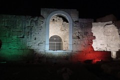 Canosa: Il Battistero s’illumina di tricolore