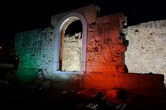 Canosa: Il battistero di San Giovanni s’illumina di tricolore