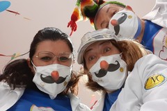Clowndottori donano libri alla Pediatria del "Bonomo" di Andria