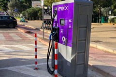 Bari: nuove colonnine per la ricarica delle auto elettriche