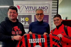 Canosa rossonera alla festa del Milan