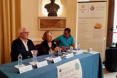 Canosa: Conferenza stampa di presentazione dell’ evento Si mangia bene si spende poco a Canosa di Puglia"