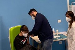 Puglia : 4mila somministrazioni vaccini nella prima “La notte è giovane”