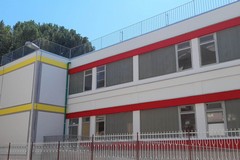 Adeguamento sismico edificio 'U. Foscolo': Trasferite dieci classi presso la scuola 'G. Mazzini'