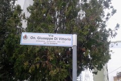 Canosa:  ritorna la targa a via Giuseppe Di Vittorio
