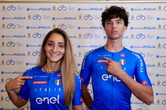 #WEAREINPUGLIA sulla maglia azzurra della Nazionale Italiana ciclismo