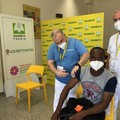 Vaccinati migranti stranieri nei campi