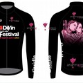 L’arte enoica di Arianna Greco per l’abbigliamento ciclistico