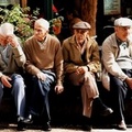 Gli anziani, patrimonio di esperienza e ausilio vitale nelle famiglie