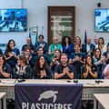 Puglia: Rimosse 60 tonnellate di plastica e rifiuti dall’ambiente grazie a Plastic Free Onlus 