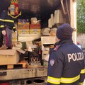 La Polizia Stradale  sequestra  derrate alimentari in cattivo stato