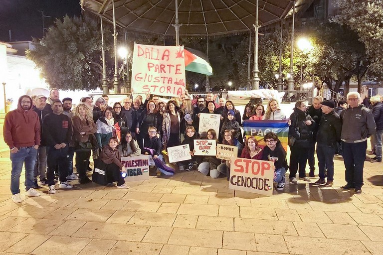 Canosa per Gaza